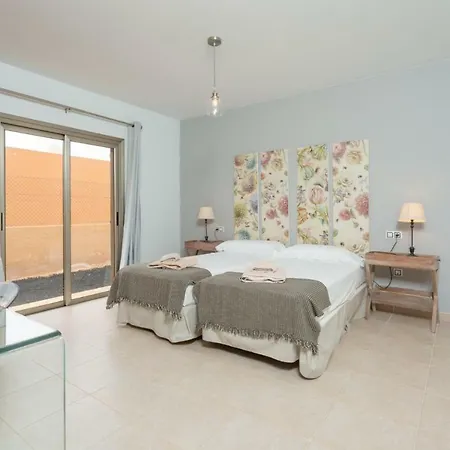 Almar Villa